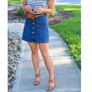 NWOT Denim button up skirt with pockets